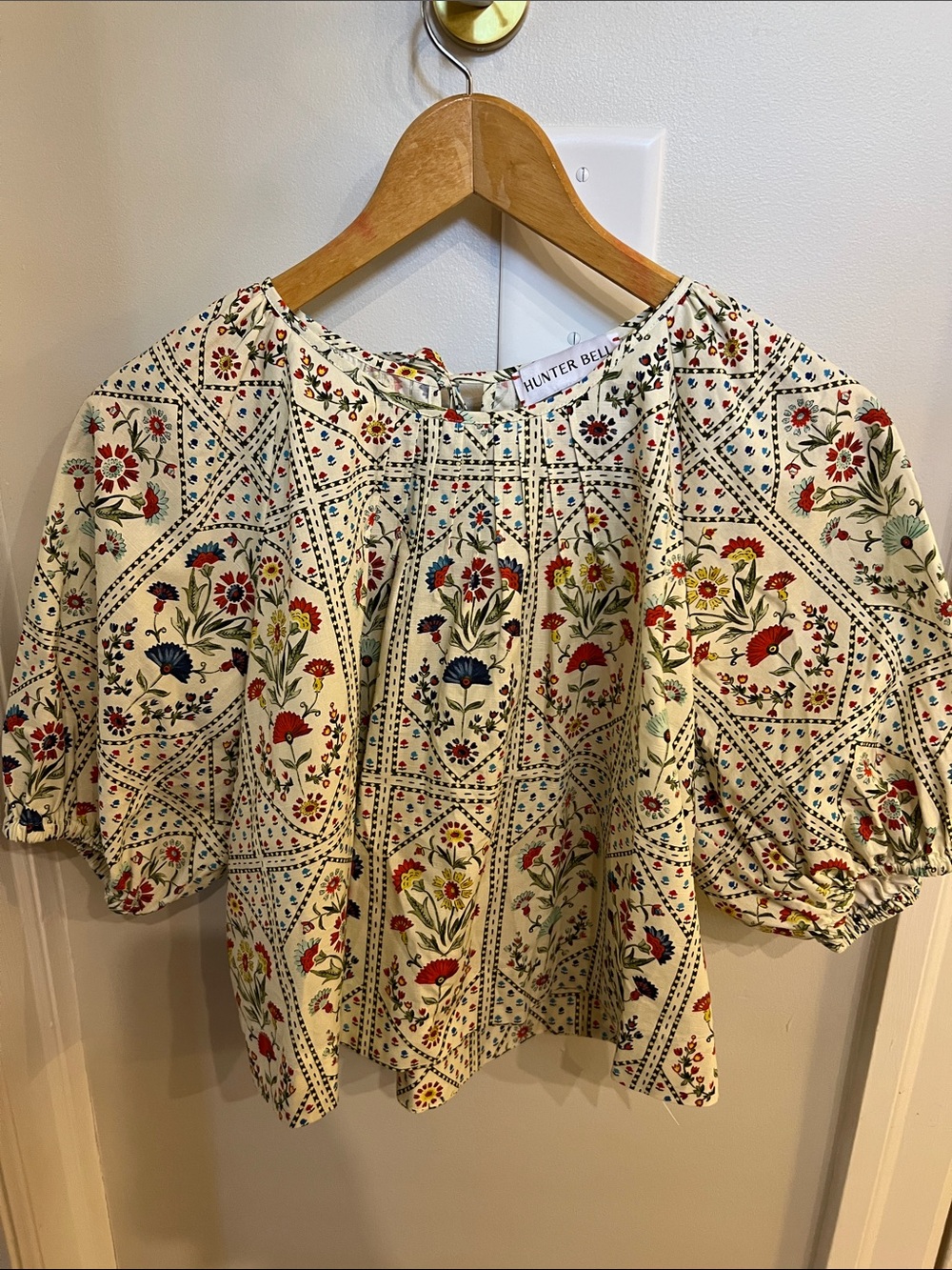 HUNTER BELL Cream Floral Print Puff Sleeve Blouse